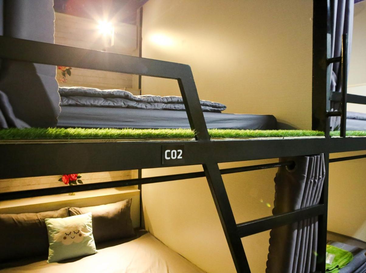S Phuot Homestay - 3A Lam Son, Ward 2, Tan Binh District Ho Si Minh-város Kültér fotó