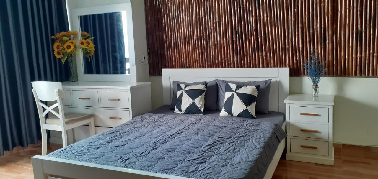 S Phuot Homestay - 3A Lam Son, Ward 2, Tan Binh District Ho Si Minh-város Kültér fotó