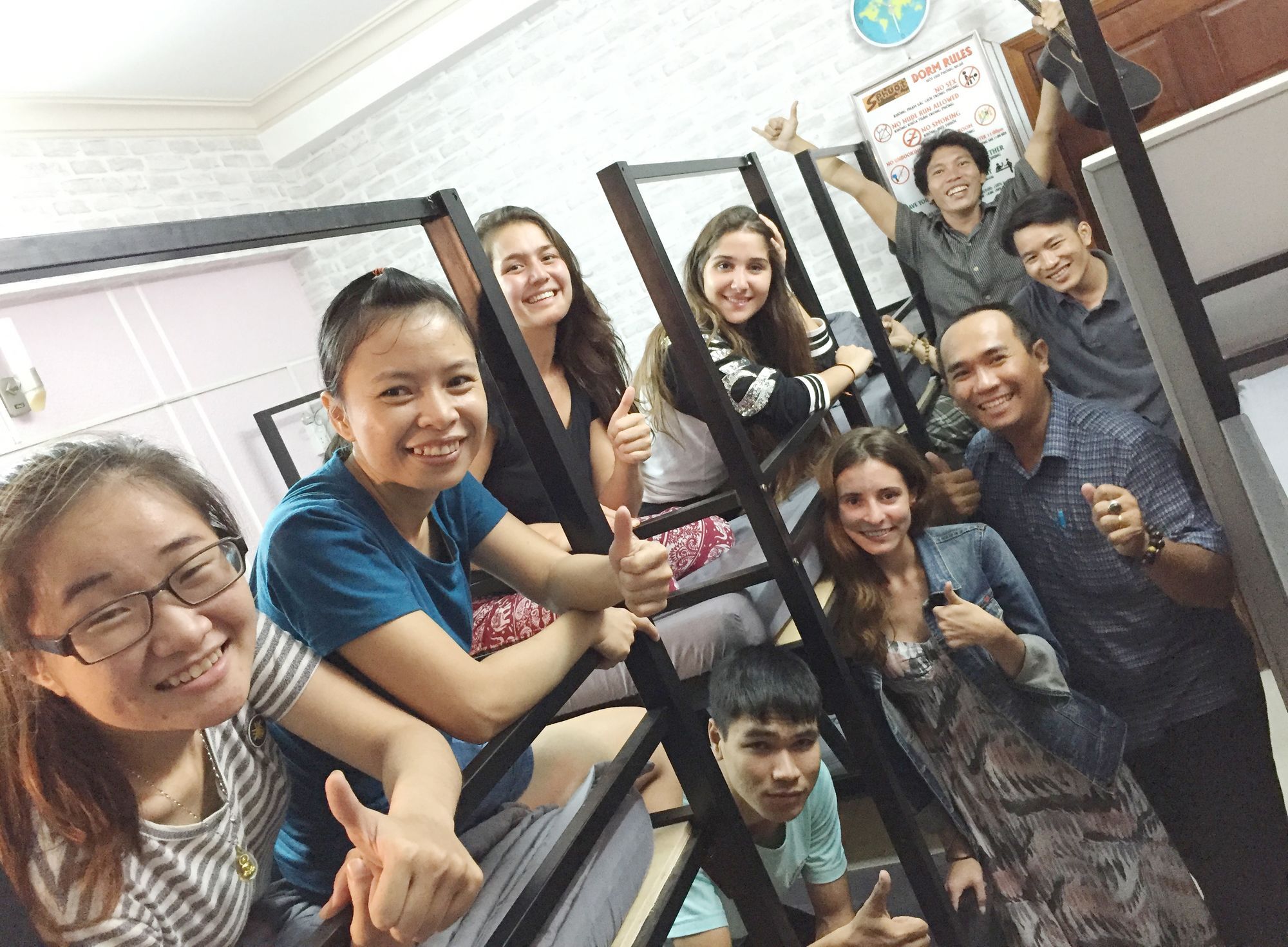 S Phuot Homestay - 3A Lam Son, Ward 2, Tan Binh District Ho Si Minh-város Kültér fotó